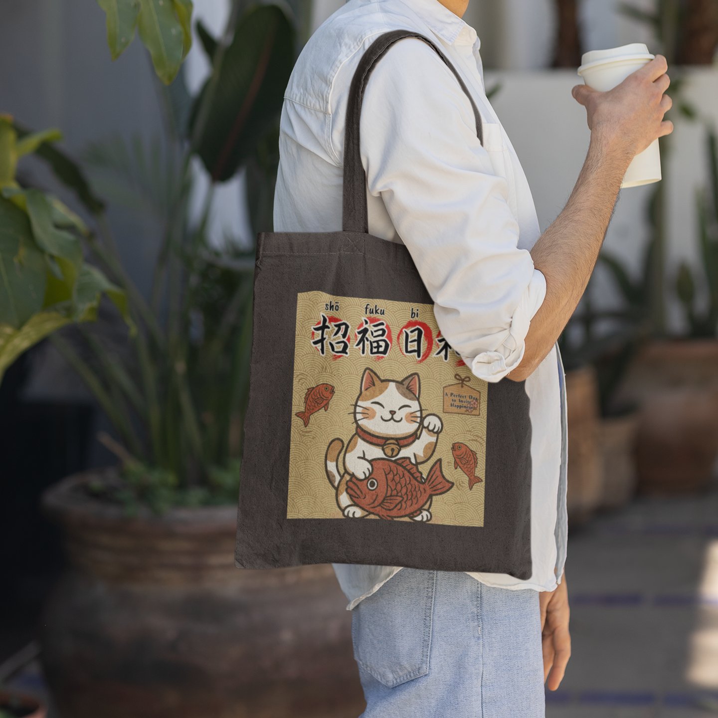 Lucky Cat Tote Bag – Maneki-neko Design | Japanese Motif | “A Perfect Day to Invite Happiness”